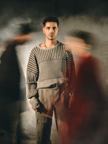 Σ' ΕΣΑΣ ΠΟΥ ΜΕ ΑΚΟΥΤΕ - ΘΟΚ