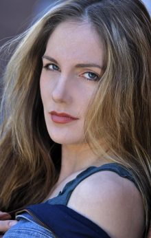 Anna Rezan Headshot